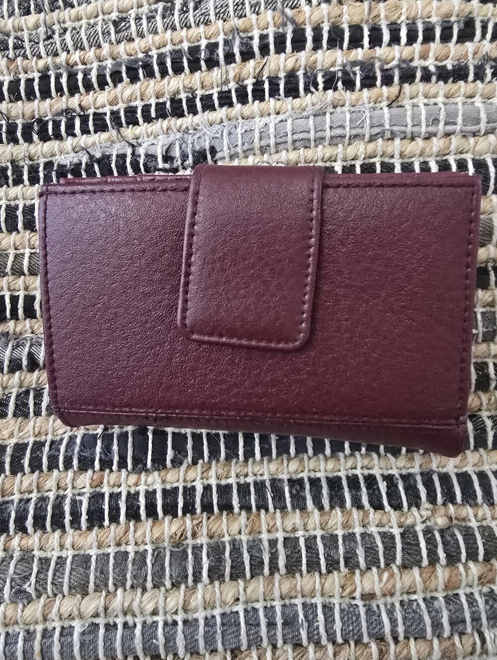 Genuine Pebble Leather Zip Wallet - Burgundy